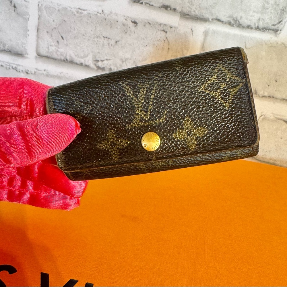 LOUIS VUITTON 4 Key Hook Holder Case MONOGRAM BROWN